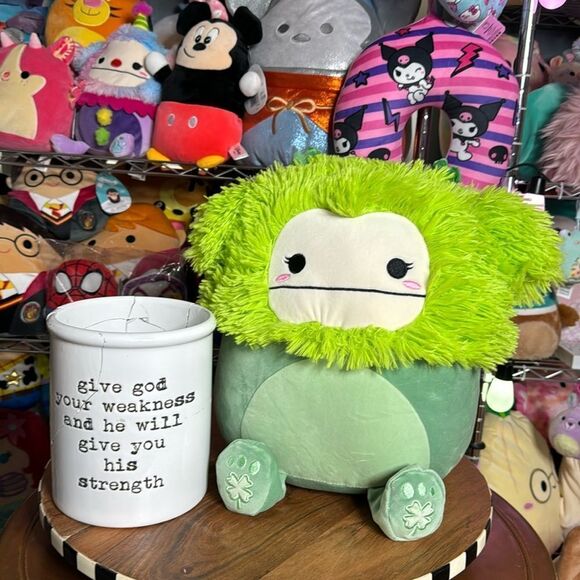 Bren Select Series 12 inch St Patrick’s day four leaf clover Squishmallow NWT - Picture 1 of 10